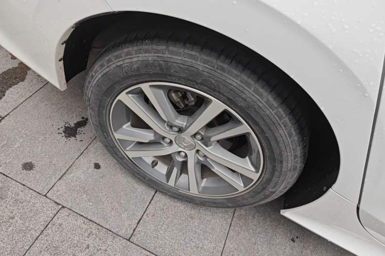 Used Honda Civic 2023 240TURBO CVT Dynamic Edition Right Rear Wheel Hub