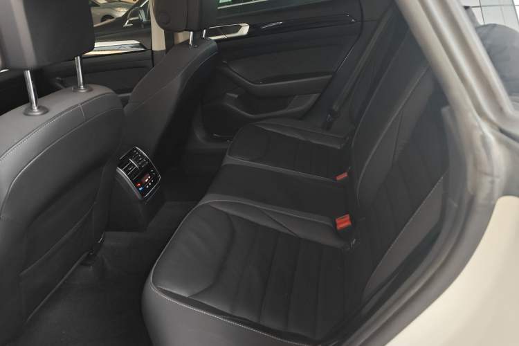 Used Volkswagen FAW-Volkswagen CC 2021 380TSI Striking Edition
