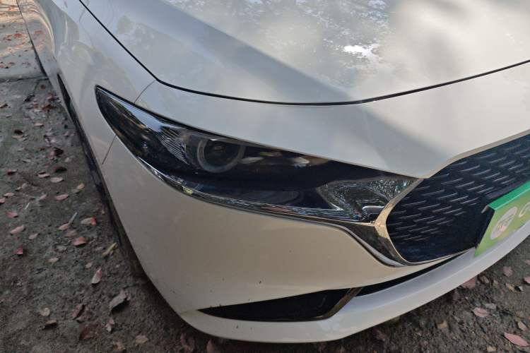 Used Mazda 3 Axela 2023 2.0L Automatic ZhiZhen Edition
