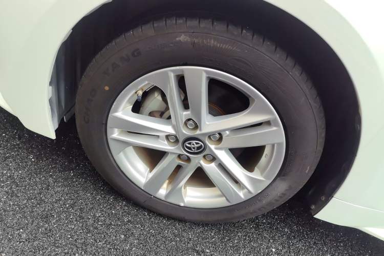 Used Toyota Levin 2021 Dual-Motor 1.8H E-CVT Leading Edition
