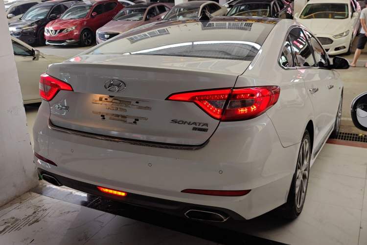 Used Hyundai Sonata 2015 1.6T DLX Prestige Model

