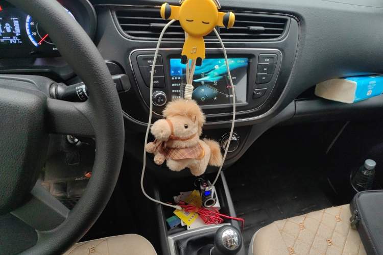 Used CHANGAN KAICHENG Ounuo S 2023 1.5L Deluxe Edition Dual-Steaming Air-Conditioned Passenger Van JL473QG 7 Seats Audio And AC Panel