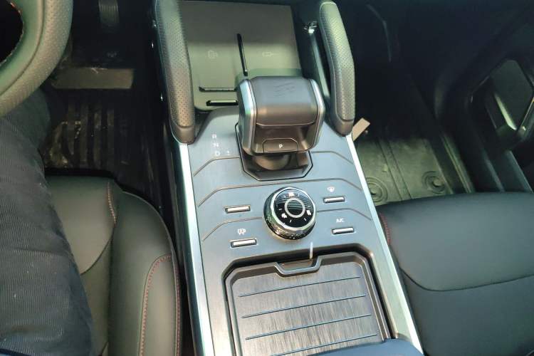 Used JETOUR Traveler 2023 1.5T Two-Wheel Drive Discovery PRO