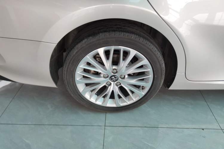 Used Toyota Camry 2018 2.5G Luxury Edition Right Rear Wheel Hub