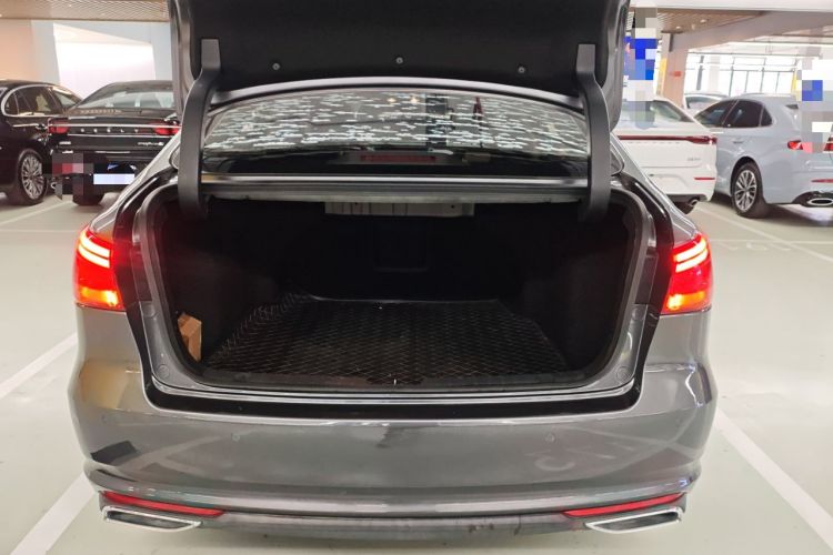 Used CHANGAN Ruicheng CC 2021 Blue Whale Edition 1.5T DCT Prestige Model Trunk