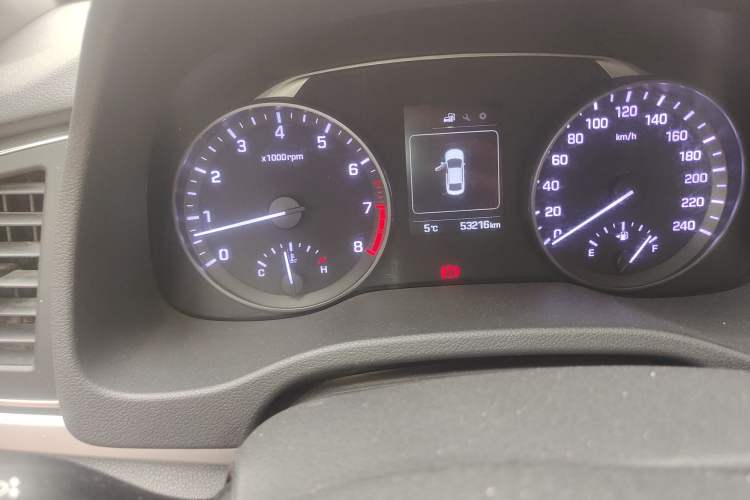 Used Hyundai Elantra (6th Generation / Lingdong) 2016 1.6L Manual ZhiXuan·Youth Edition
