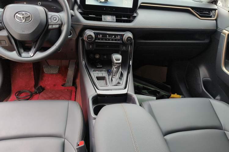 Used Toyota Wildlander 2024 2.0L CVT Two-Wheel Drive Urban Edition
