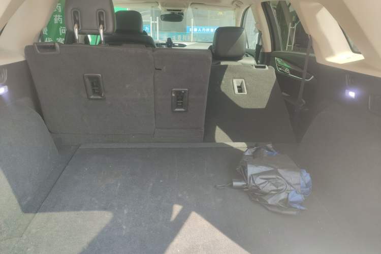 Used Cadillac XT5 2018 25T Luxury Model