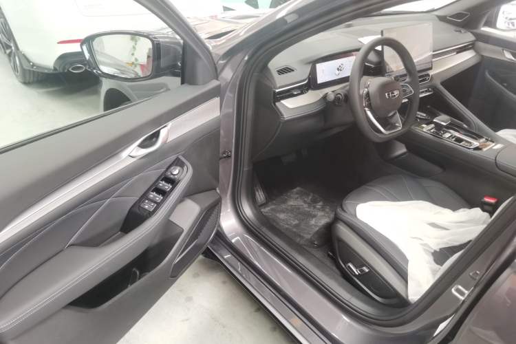 Used Geely Auto Preface 2026 Model Oriental Yao 1.5TD Kunlun Edition