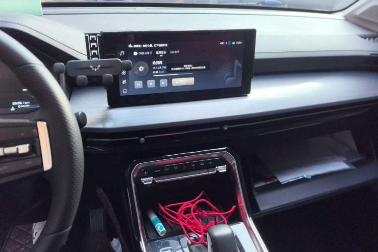 Used Wuling Asta 2022 2.0L DHT Electric-Speed Version