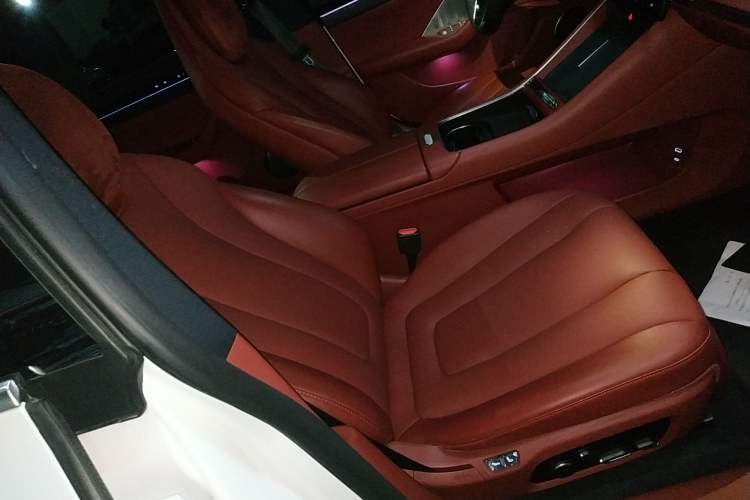 Used Hima Luxeed S7 2024 Pro Rear-Drive Long-Range Version Right Front Seat