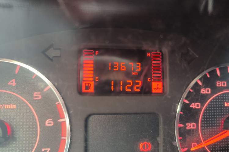 Used Wuling Rongguang S 2023 1.5L Base Version 5/7 Seats Odometer Close Up