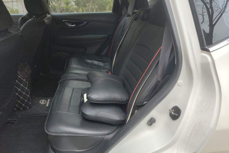 Used Nissan X-Trail 2019 2.0L CVT Smart Connect Comfort Edition 2WD Left Rear Seat