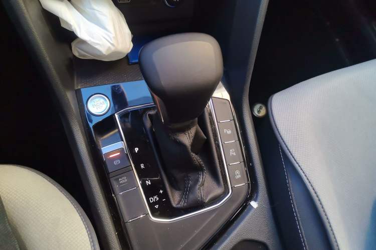 Used Volkswagen Tiguan L 2024 330TSI Automatic Two-Wheel Drive R-Line Enhanced Edition