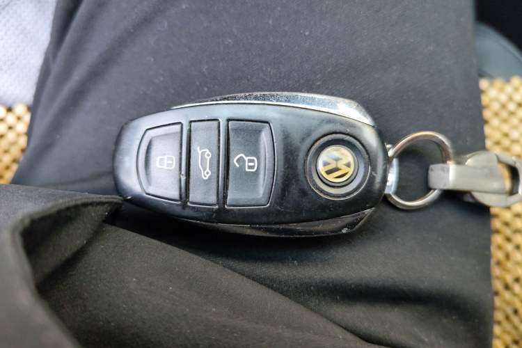 Used Volkswagen Touareg 2015 3.0 TDI Diesel Comfort Model