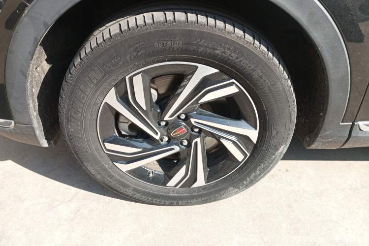 Used Hongqi HS5 2022 Revised Version 2.0T Smart Connect Flagship Edition