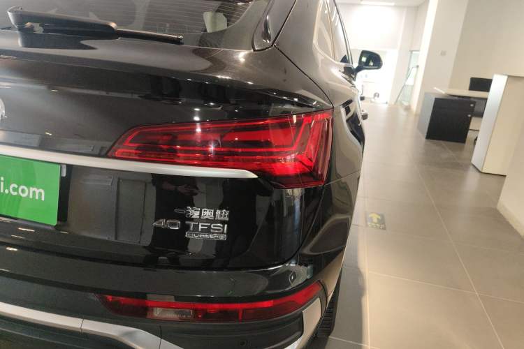 Used Audi Q5L Sportback 2022 40 TFSI Luxury Model