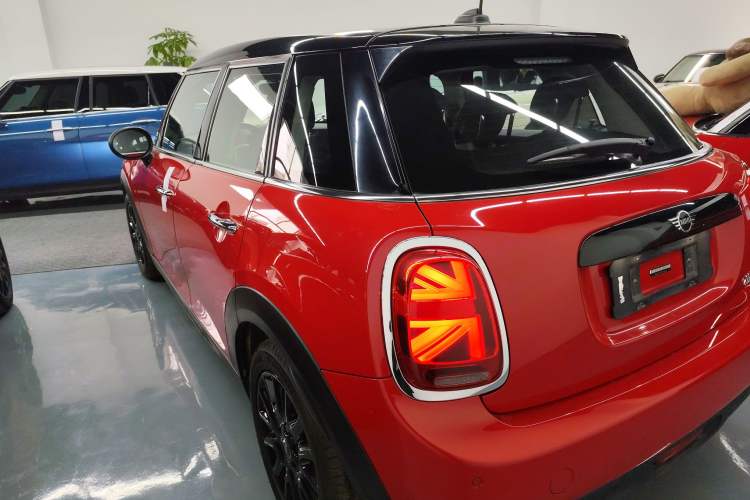 Used MINI 2019 1.5T COOPER Classic Edition Five-Door Version

