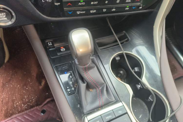 Used Lexus RX 2020 300 4x4 Elegant Edition China VI
