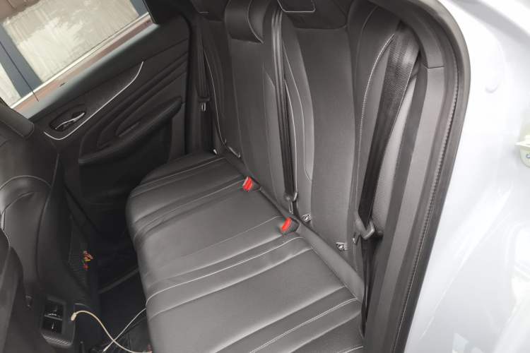 Used Venucia V 2023 260T Idol Edition Pro Left Rear Seat