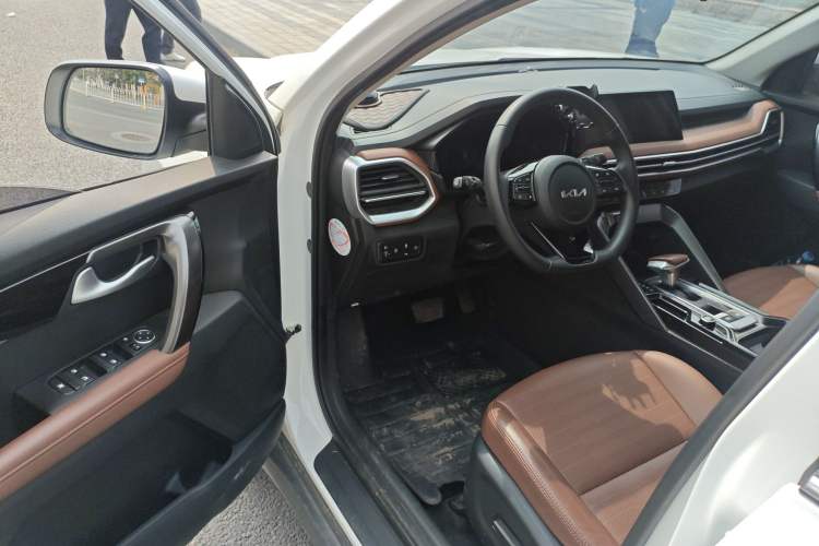 Used Kia Sportage R 2021 Ace 2.0L Splendid Edition
