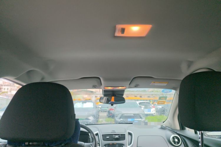 Used Chevrolet Trax 2014 1.4T Automatic Two-Wheel Drive Comfort Version Headliner