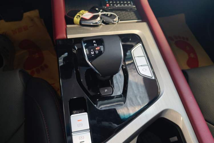 Used JETOUR X70 2023 1.5T DCT Beyond PRO Edition 5-Seater