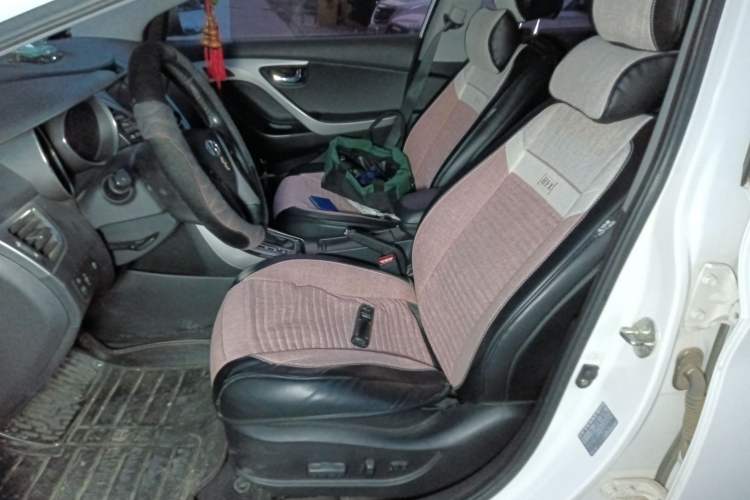 Used Hyundai Elantra (5th Generation / Langdong) 2013 1.6L Automatic Luxury Model
