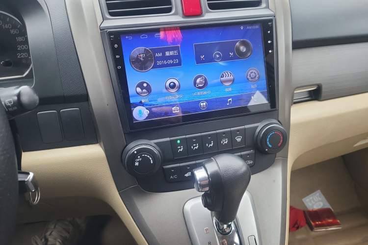 Used Honda CR-V 2007 2.0L Automatic Four-Wheel Drive Classic Edition Audio And AC Panel