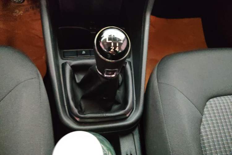 Used Volkswagen Santana 2019 1.5L Manual Fashion Edition China VI Standard