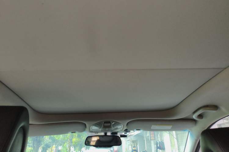 Used Hyundai Grand SantaFe 2013 3.0L 7-Seater Four-Wheel-Drive Comfort Edition Headliner