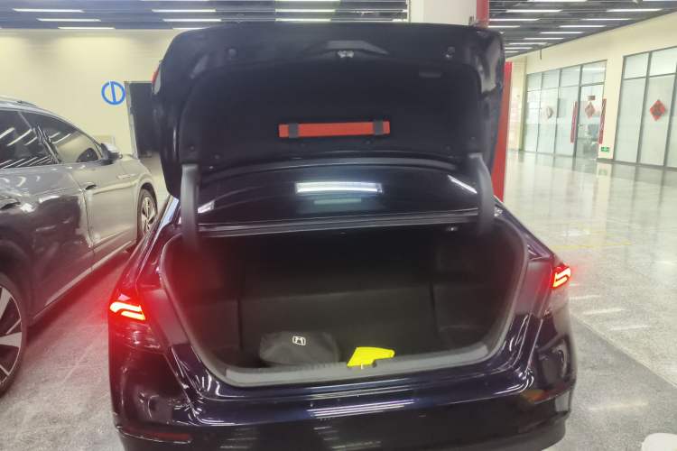 Used Honda Accord New Energy 2023 2.0L ePHEV Luxury Edition Trunk
