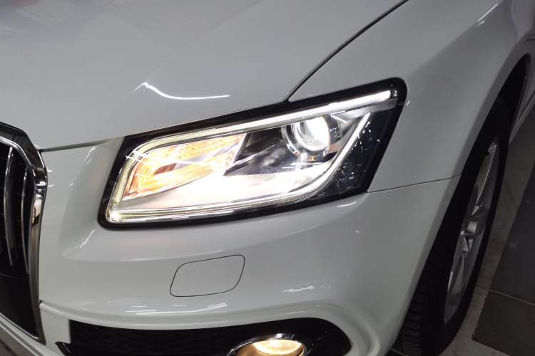 Used Audi Q5 2017 Plus 40 TFSI Ambition Model