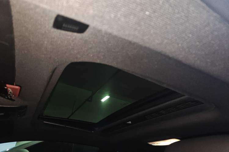 Used BMW 2 Series 2014 M235i Headliner