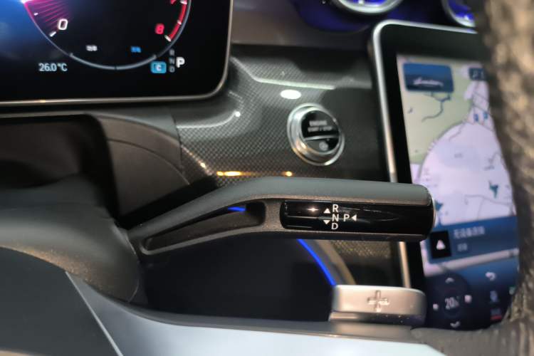 Used Mercedes-Benz C-Class 2024 C 260 L Brilliant Night Sports Edition Gear Lever