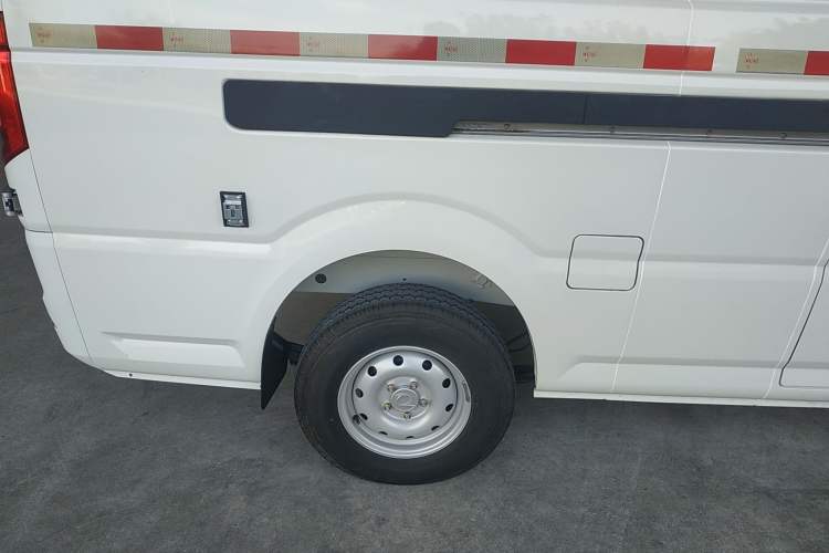 Used Dongfeng Yufeng EM27 2024 EM27L Henan Lidong 41.472 kWh