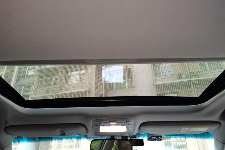 Used Toyota Crown 2015 2.0T Luxury Edition Headliner