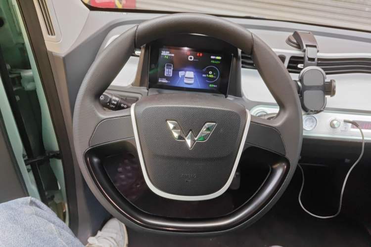 Used Wuling Hongguang MINIEV 2021 Macaron Fashion Edition Lithium-Ion Battery