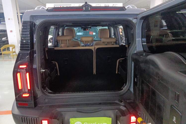 Used JETOUR Traveler 2023 2.0T All-Wheel Drive CrossPRO+