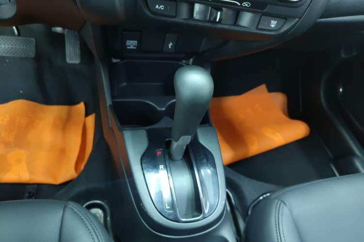 Used Honda Fit 2018 1.5L CVT Comfort Version Gear Lever