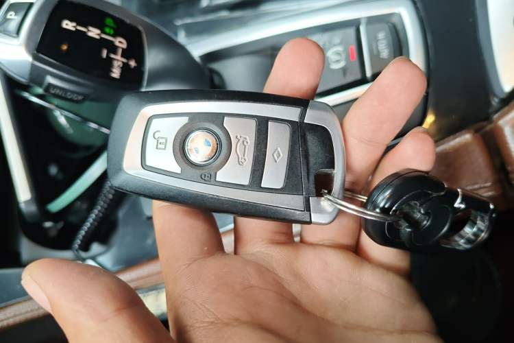 Used BMW 5 Series 2014 520Li Elegant Model Vehicle Key