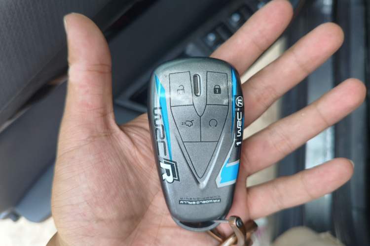 Used CHANGAN UNI-V 2022 1.5T Prestige Version
