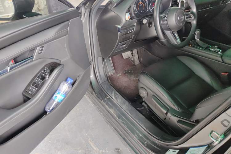 Used Mazda 3 Axela 2020 2.0L Automatic Zhiya Edition