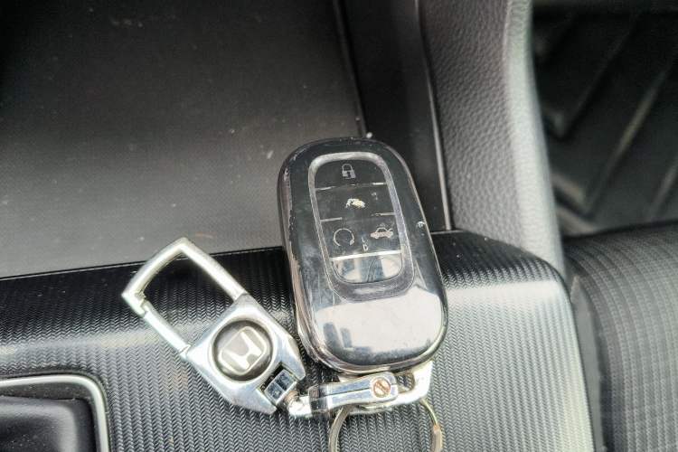 Used Honda Civic 2023 240TURBO CVT Dynamic · Center Stage Special Edition