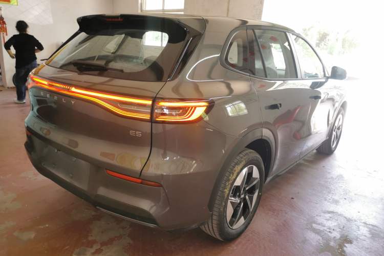 Used Geely Galaxy E5 2026 Model 530km Launch Edition
