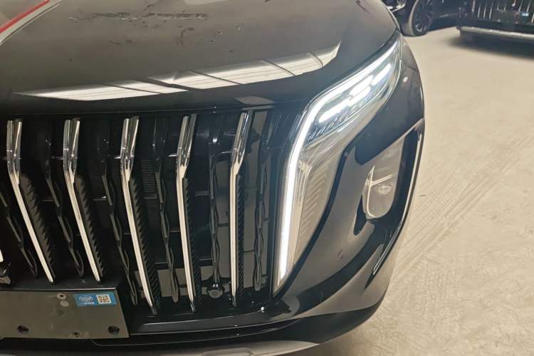 Used Hongqi HS7 PHEV 2024 2.0T PHEV Four-Wheel Drive Flagship Edition 6 Seats
