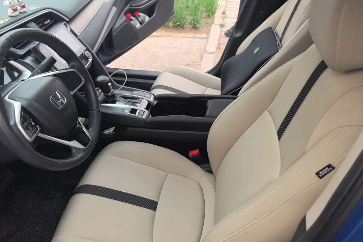 Used Honda Civic 2016 220TURBO CVT Luxury Edition
