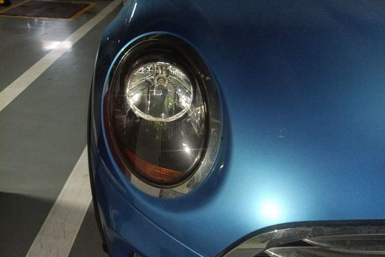Used MINI 2018 1.5T ONE Five-Door Edition Right Front Headlight
