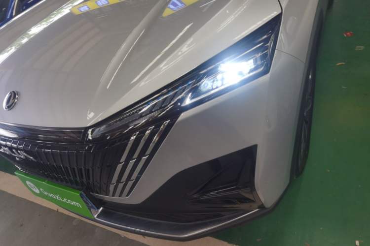 Used Dongfeng Aeolus Mage 2024 Honor Edition 1.5T Fashion Model
