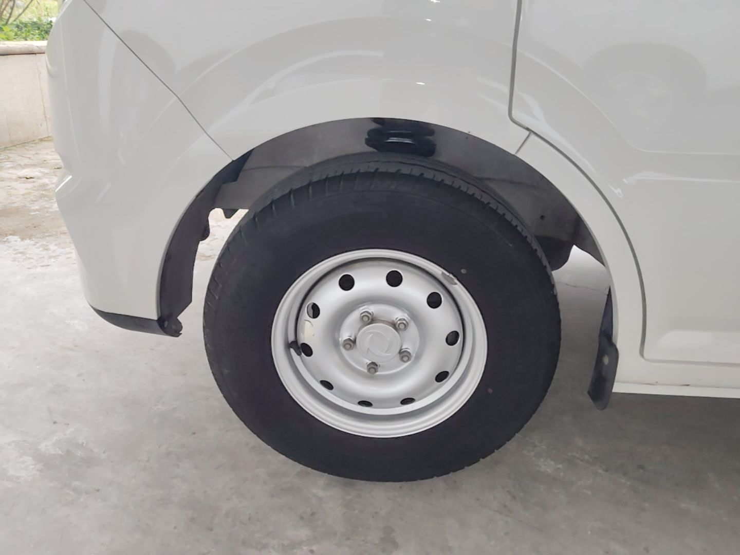 Dongfeng Yufeng EM27 2024 EM27 Henan Lithium Power 41.472 kWh — снимка 10